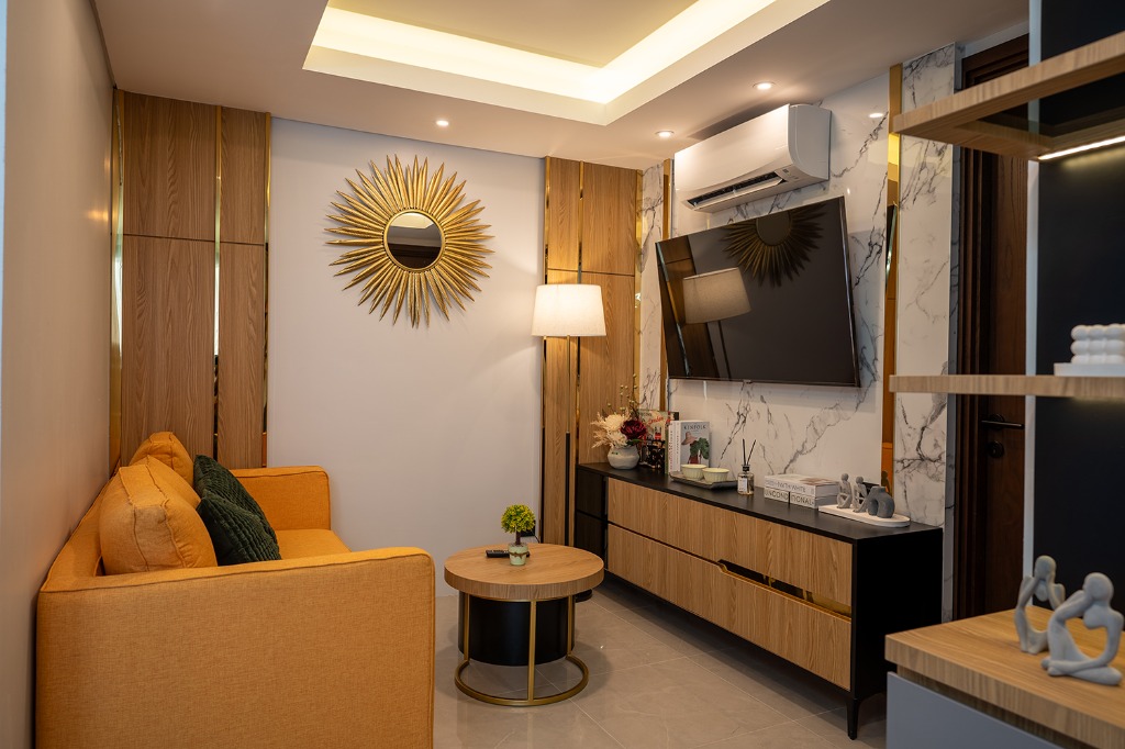 Ruang Tamu & TV Unit 2BR Mataram City