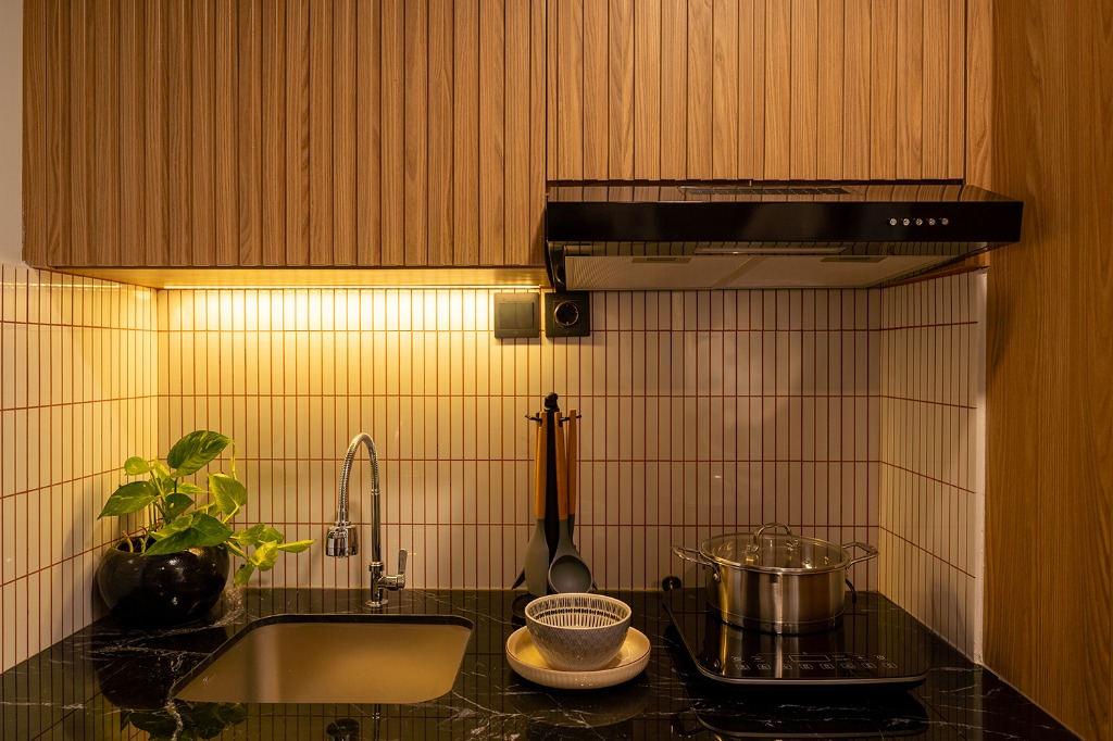 Kamar Mandi Studio